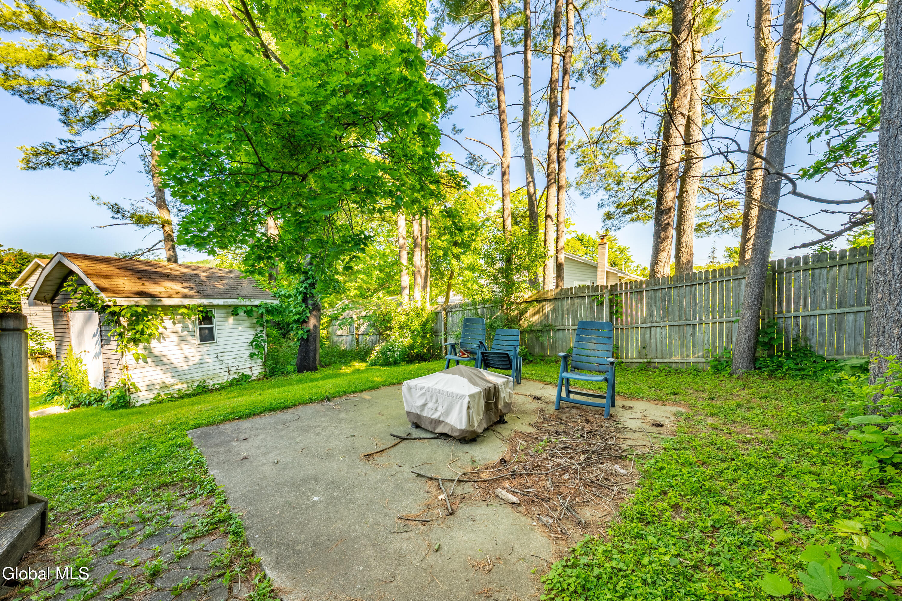 102 Marl Circle Ravena NY 12143