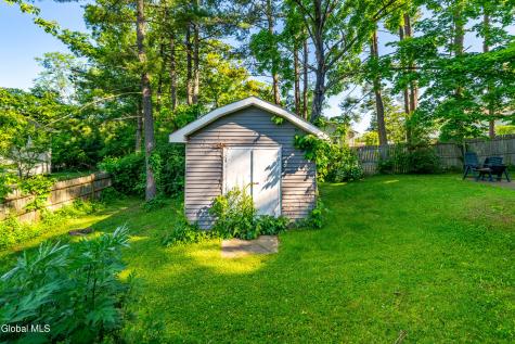 102 Marl Circle Ravena NY 12143
