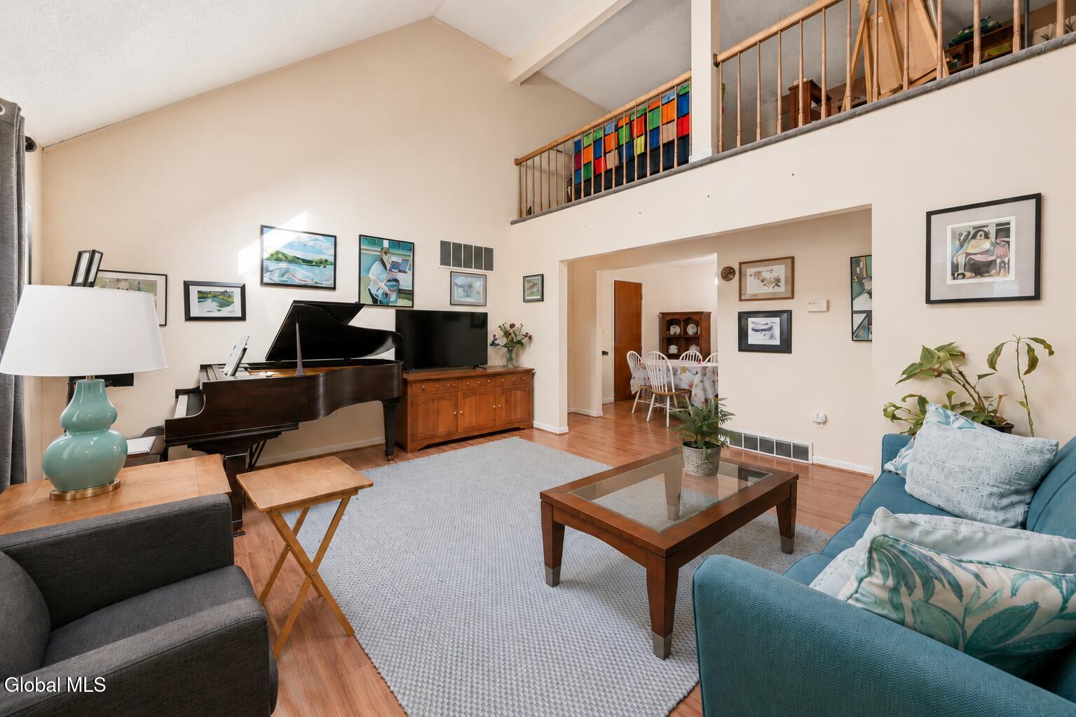 102 Marl Circle Ravena NY 12143