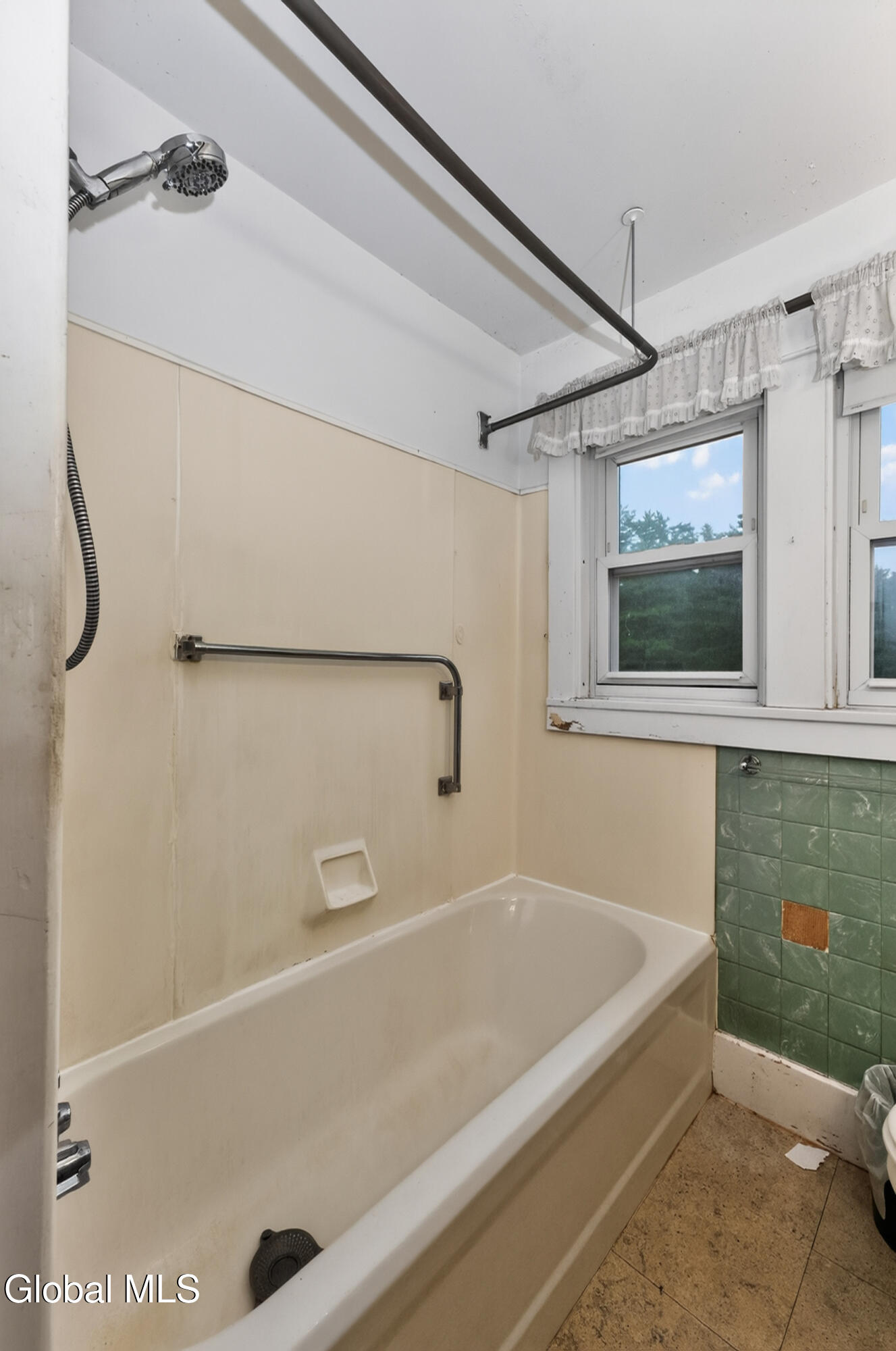 3779 Route 51 Hannacroix NY 12087