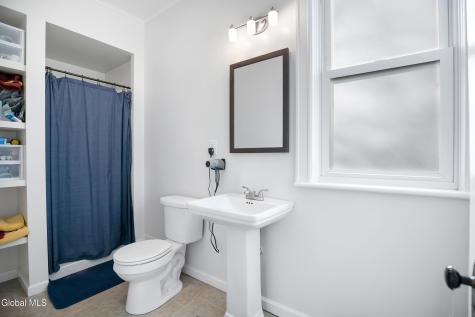 126 Elmer Avenue Schenectady NY 12308