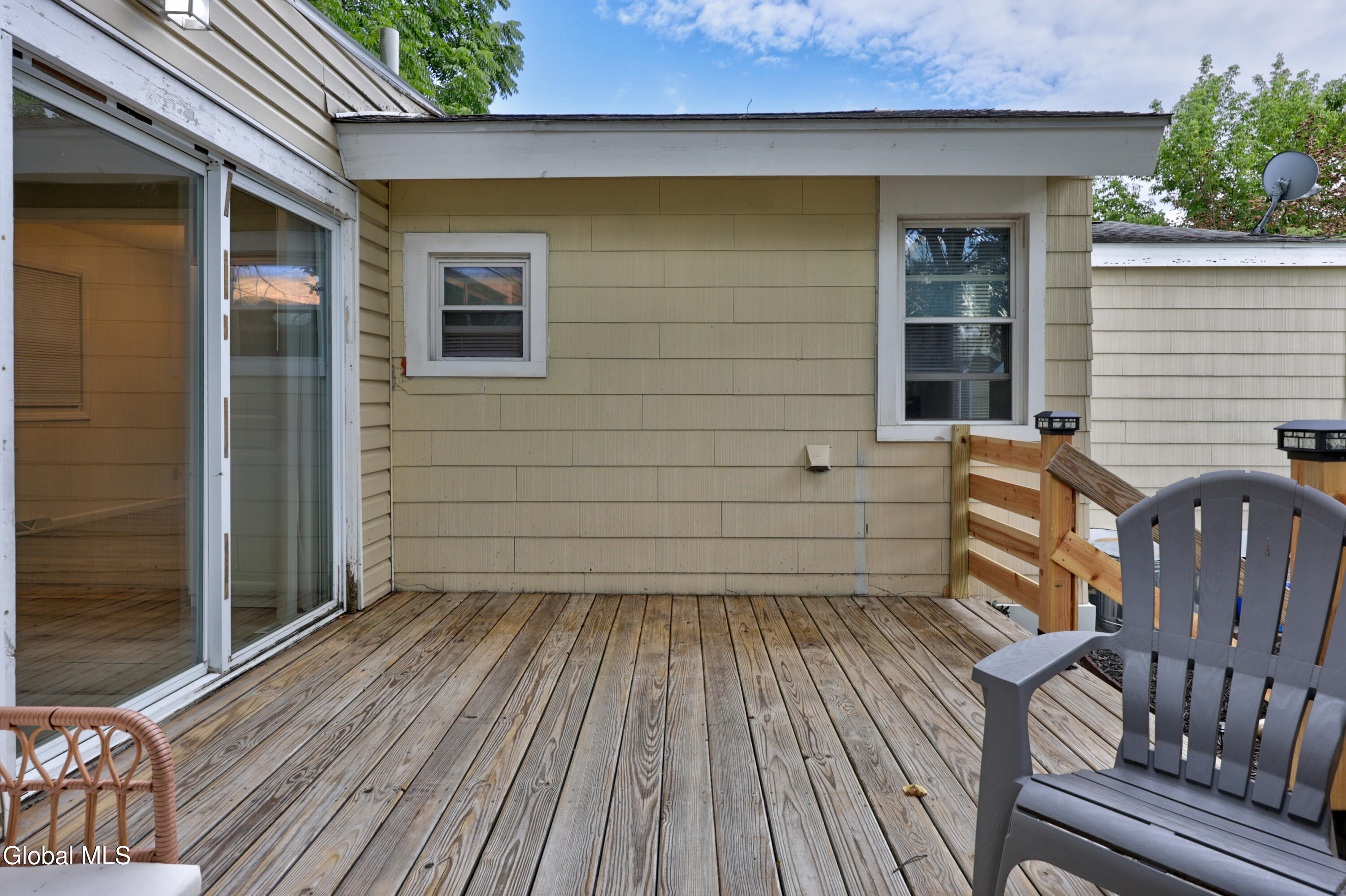 41 Hillcrest Avenue Schenectady NY 12304