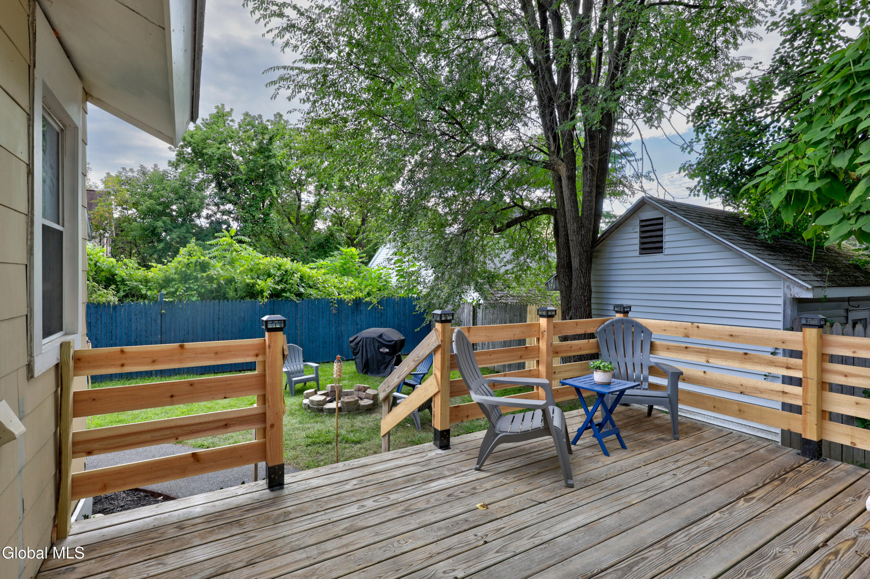 41 Hillcrest Avenue Schenectady NY 12304