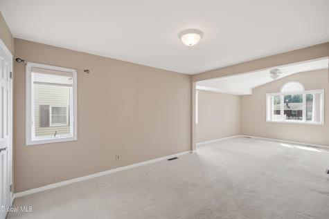 13 Marie Parkway Loudonville NY 12211