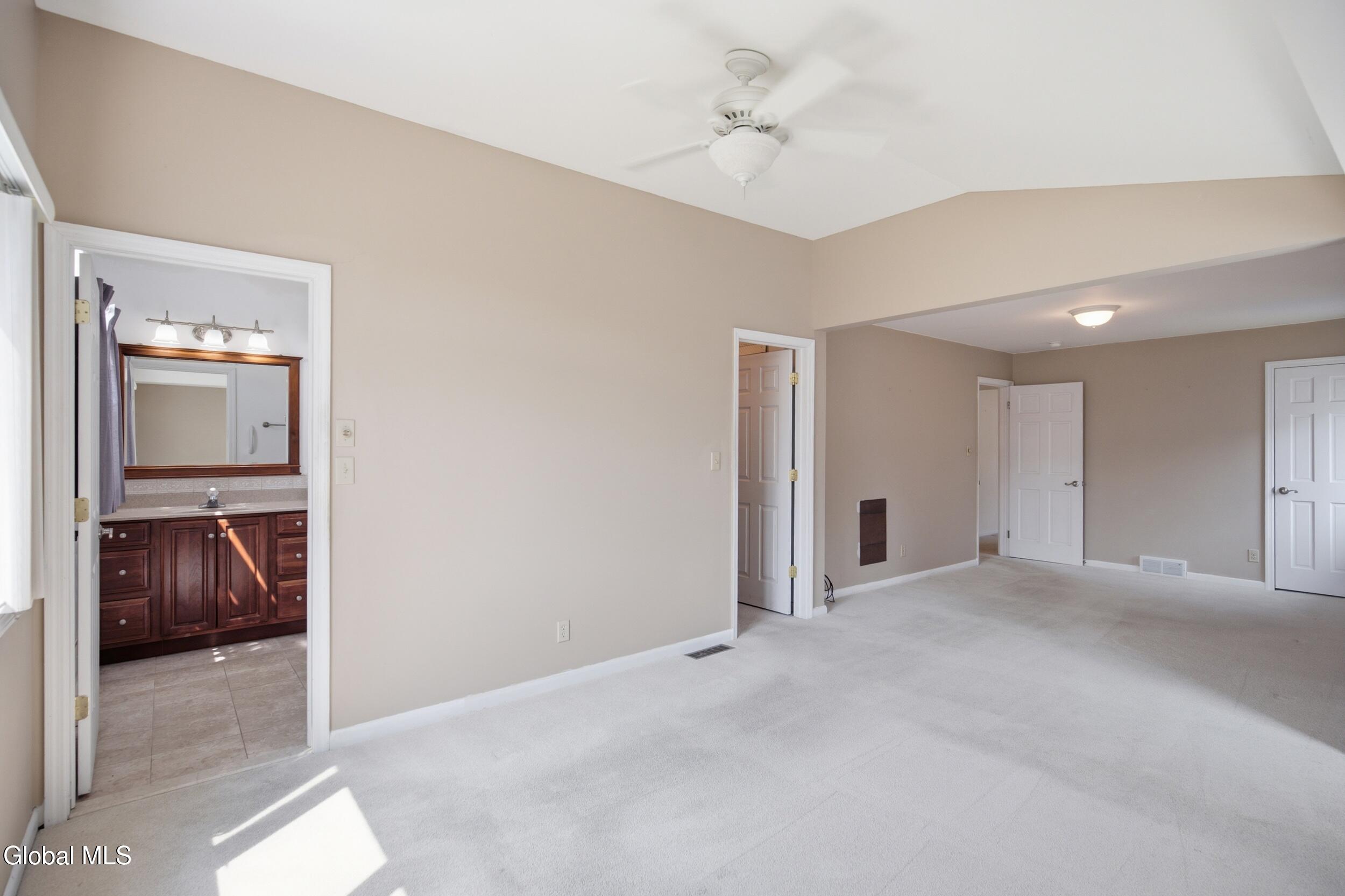 13 Marie Parkway Loudonville NY 12211