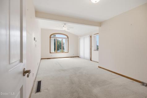 13 Marie Parkway Loudonville NY 12211