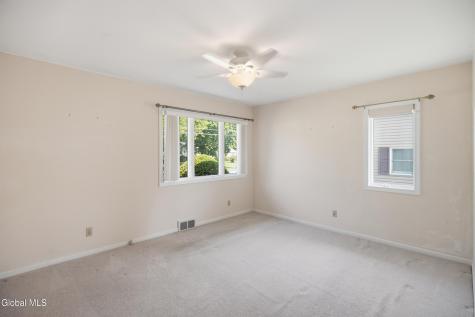 13 Marie Parkway Loudonville NY 12211