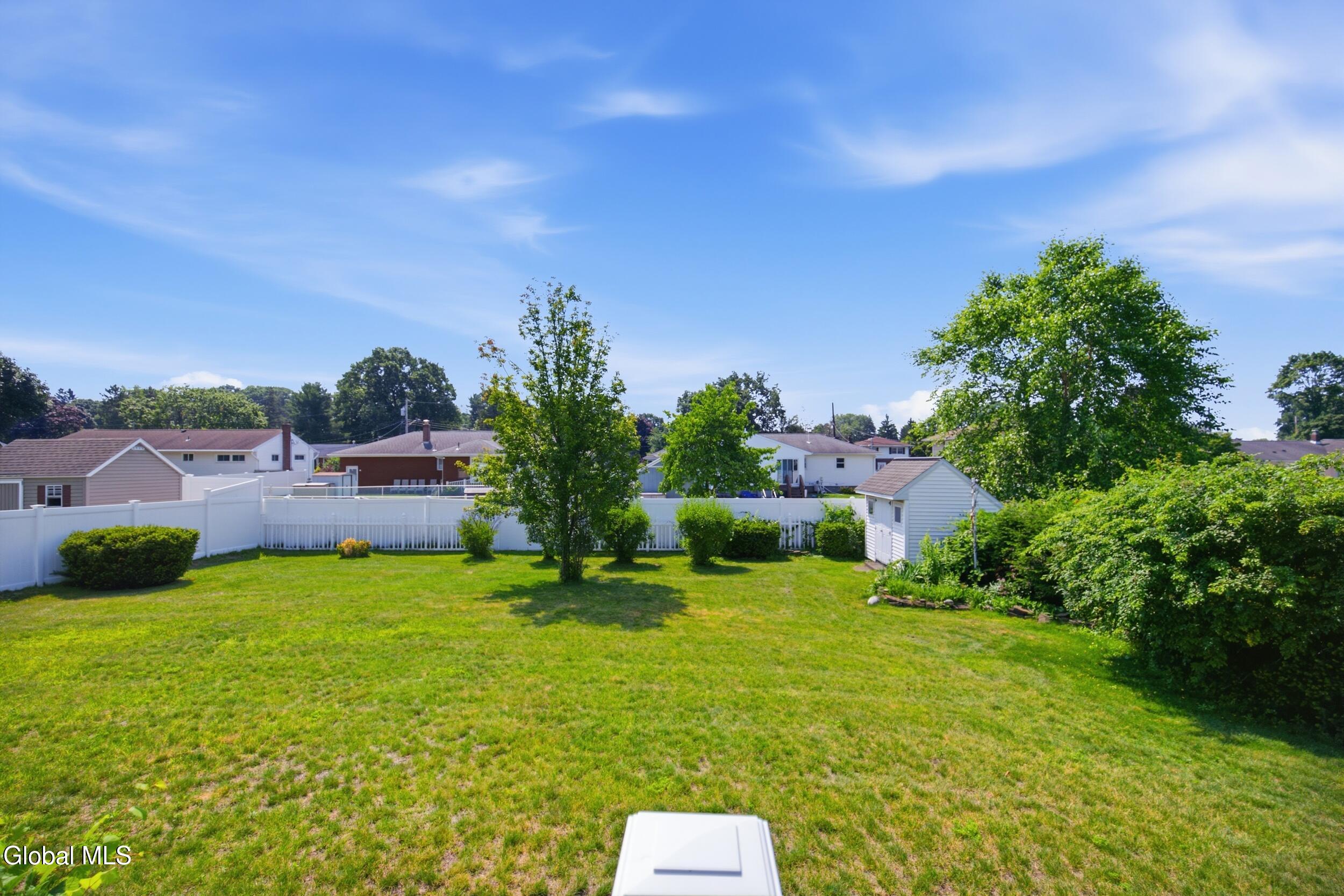 13 Marie Parkway Loudonville NY 12211