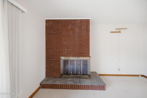 13 Marie Parkway Loudonville NY 12211