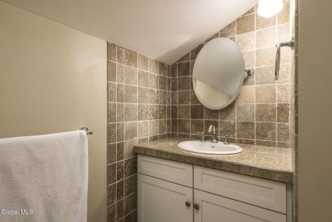 9 N Jefferson Avenue Catskill NY 12414