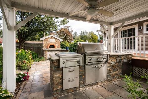 9 N Jefferson Avenue Catskill NY 12414
