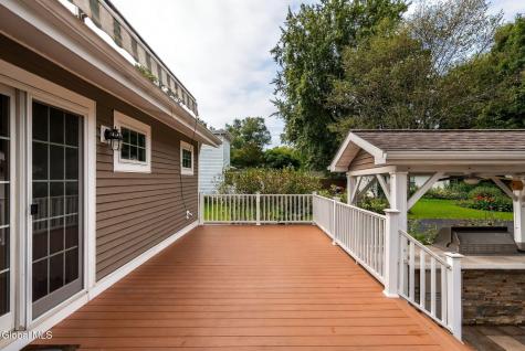 9 N Jefferson Avenue Catskill NY 12414