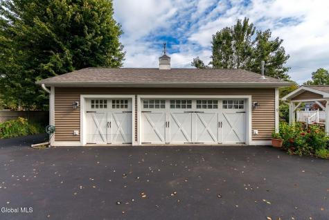 9 N Jefferson Avenue Catskill NY 12414