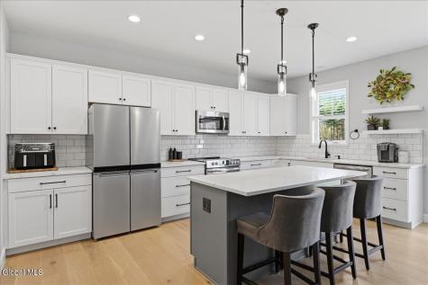 39 Berkeley Way Saratoga Springs NY 12866