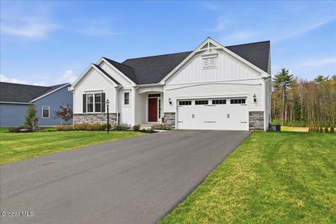 39 Berkeley Way Saratoga Springs NY 12866