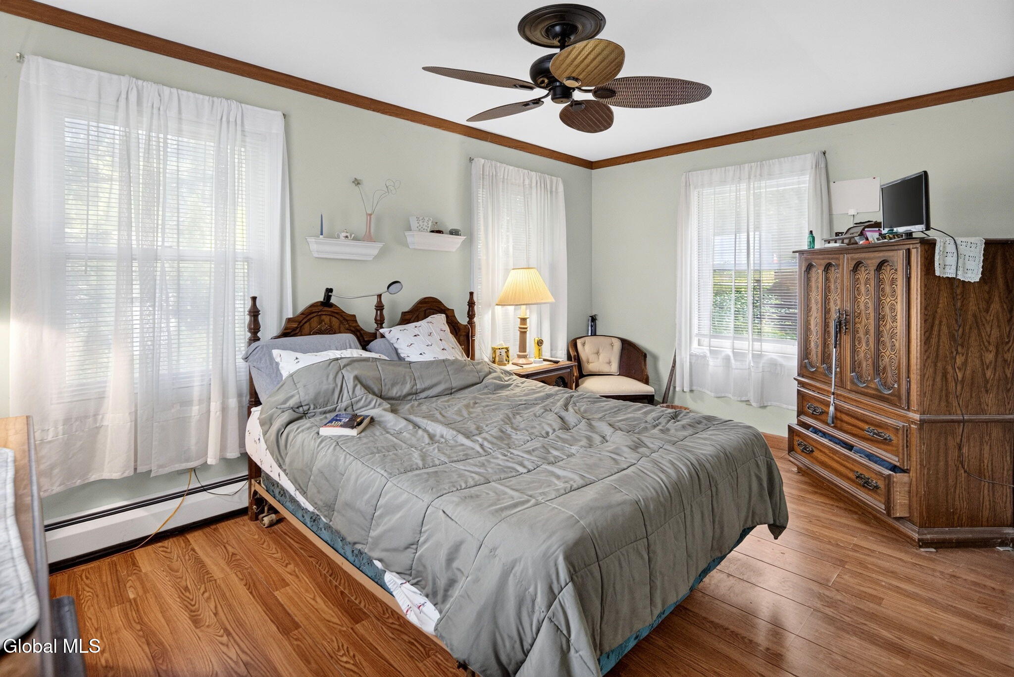 142 Sunnyside N Queensbury NY 12804