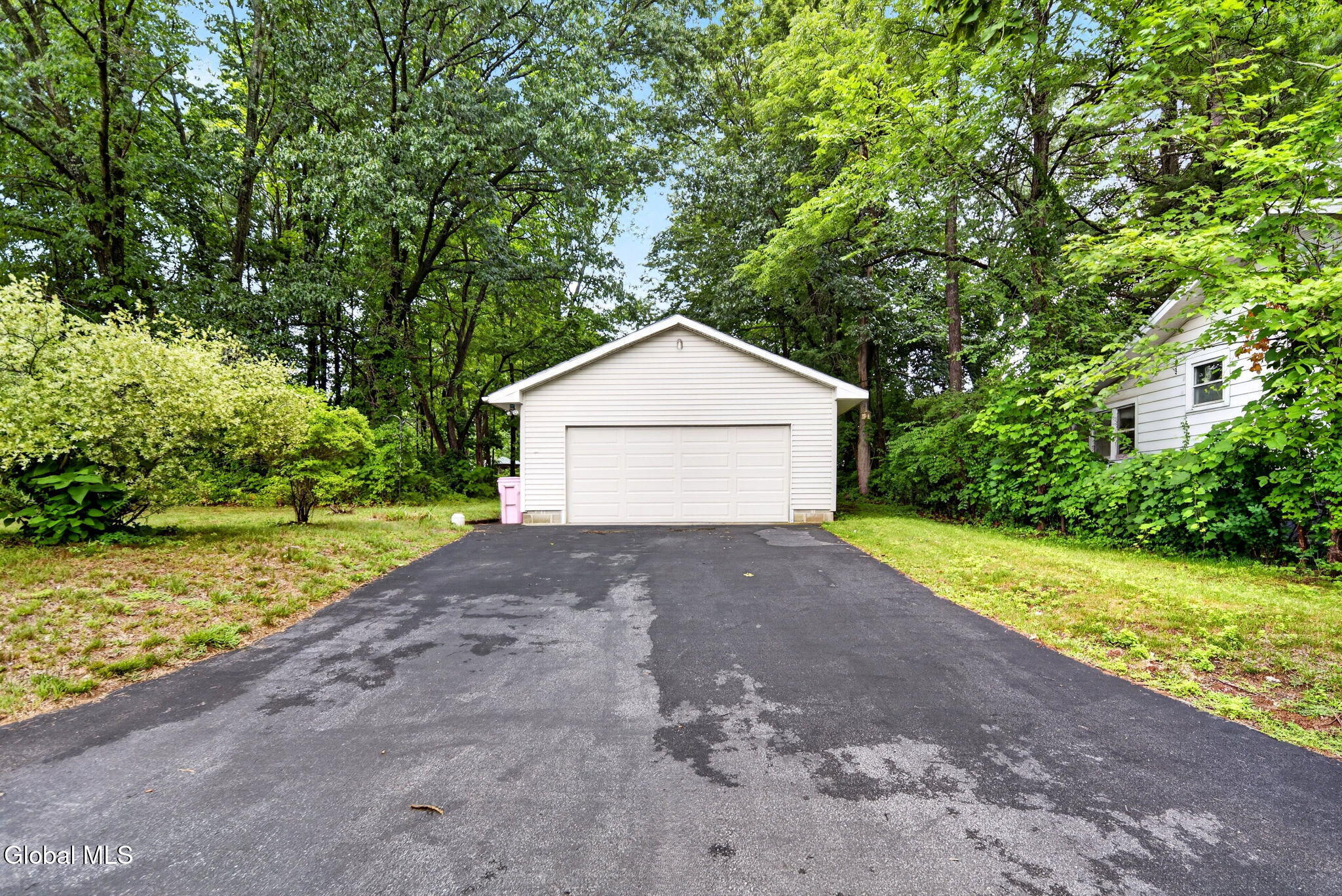 142 Sunnyside N Queensbury NY 12804