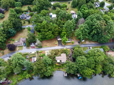142 Sunnyside N Queensbury NY 12804