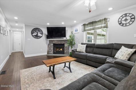 32 Locust Grove Road Saratoga Springs NY 12866
