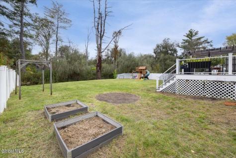 32 Locust Grove Road Saratoga Springs NY 12866