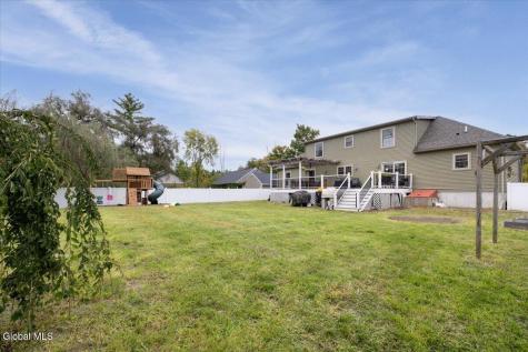 32 Locust Grove Road Saratoga Springs NY 12866