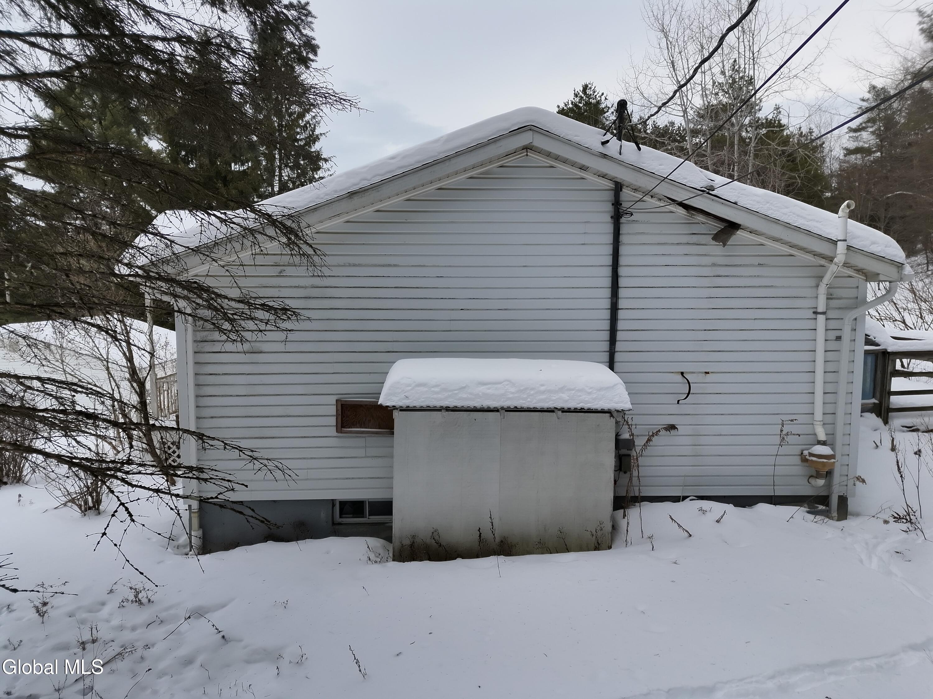166 Backus Road Garrattsville NY 13342
