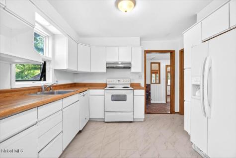 13 Veterans Street Poestenkill NY 12140
