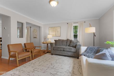 18 Eagle Street Scotia NY 12302