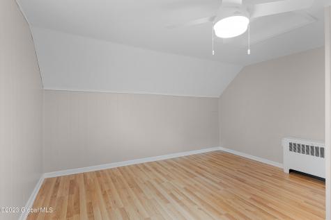18 Eagle Street Scotia NY 12302