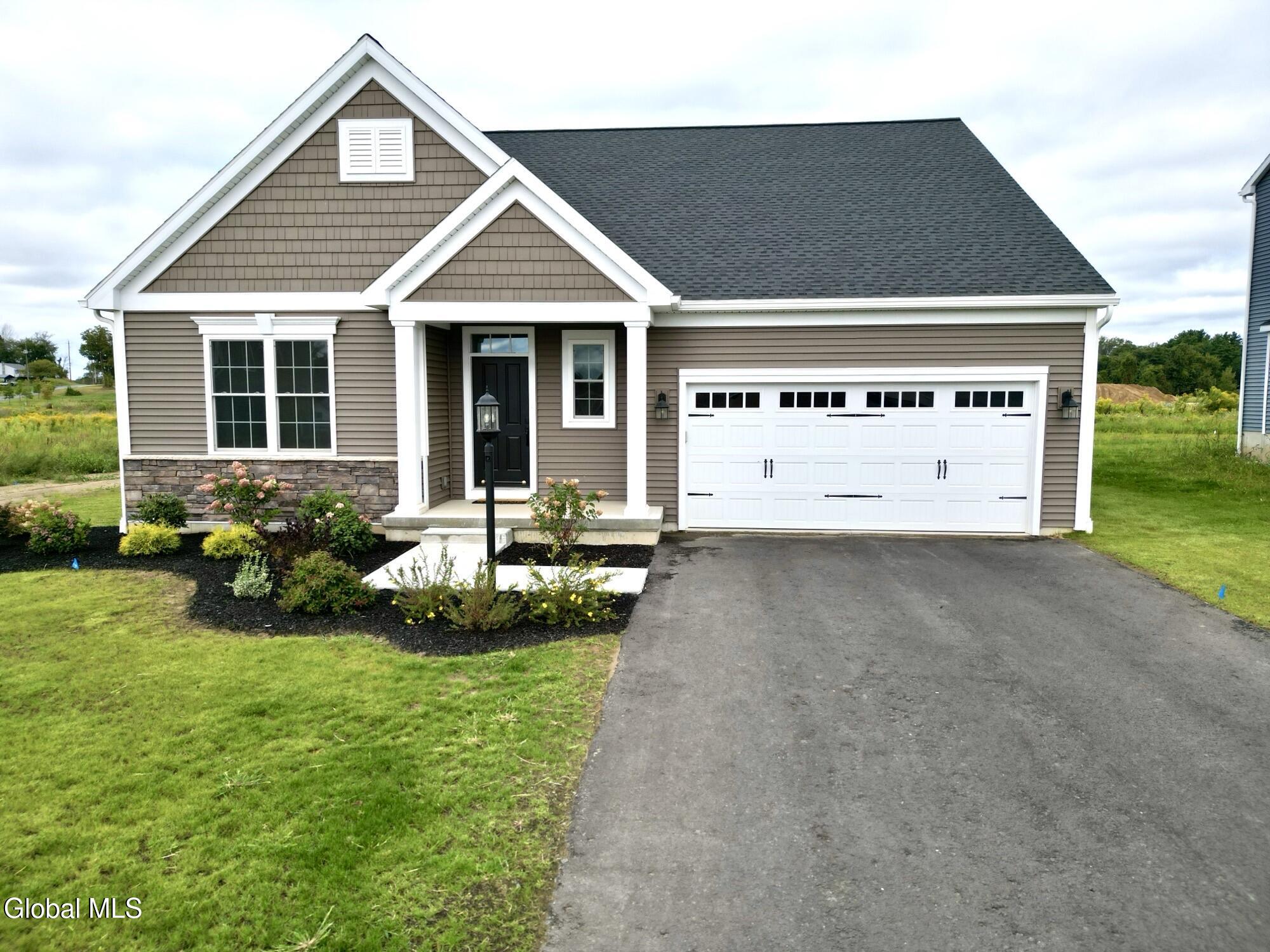 24 Silver Oak Drive Halfmoon NY 12065