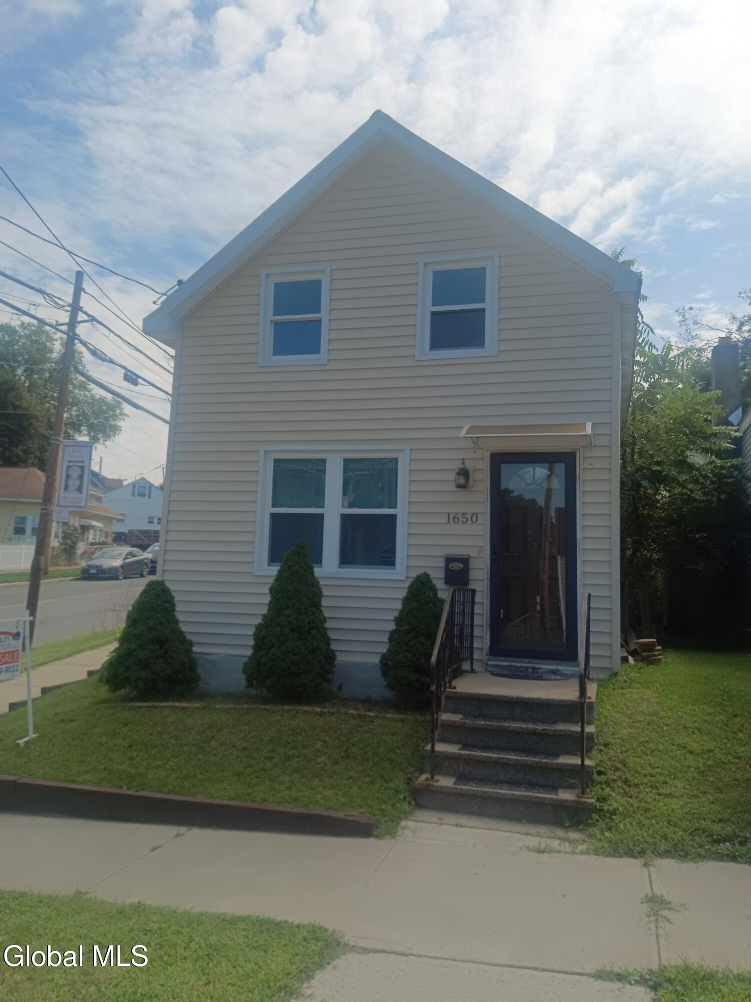 1650 2nd Street Rensselaer NY 12144
