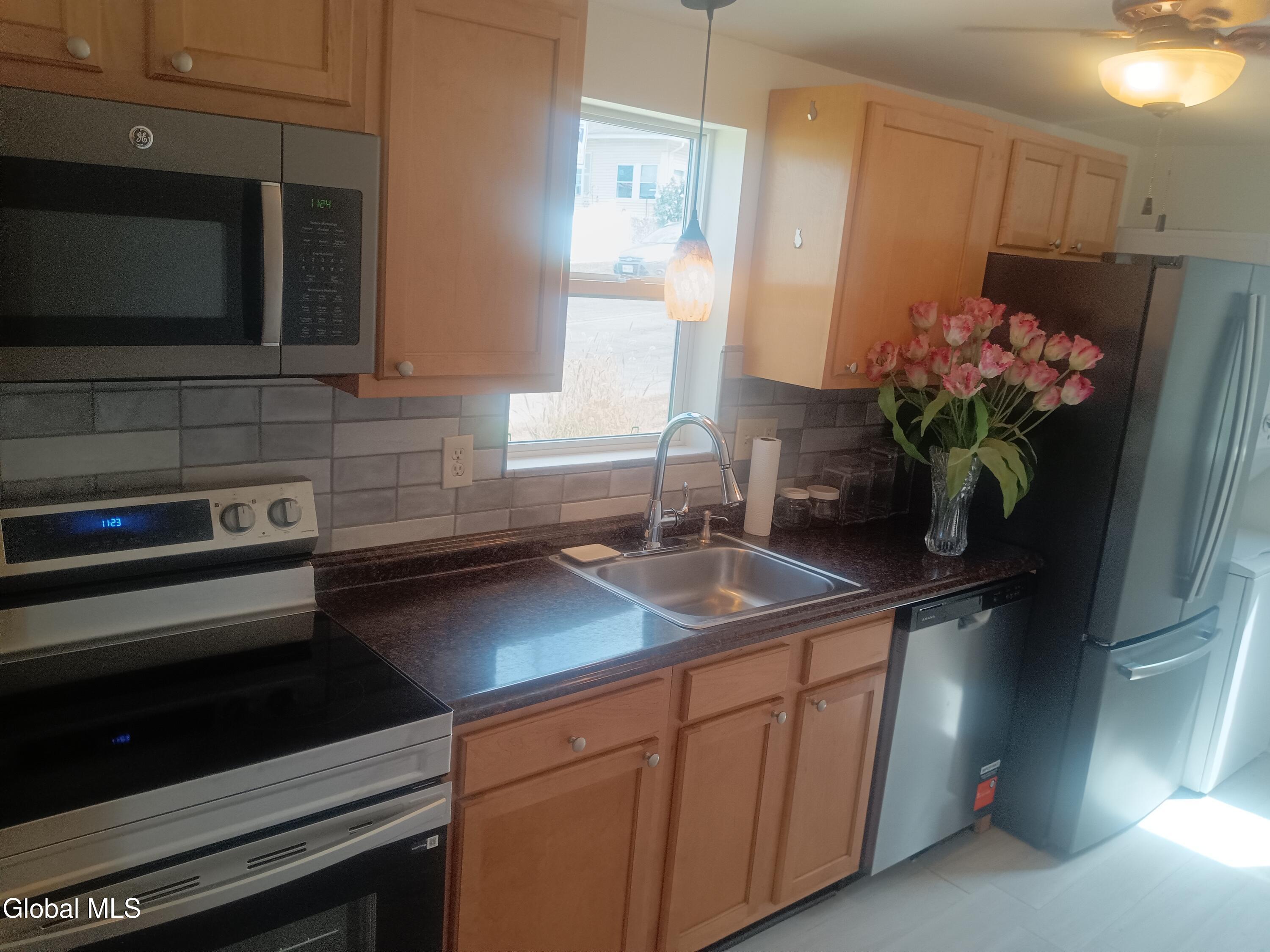 1650 2nd Street Rensselaer NY 12144
