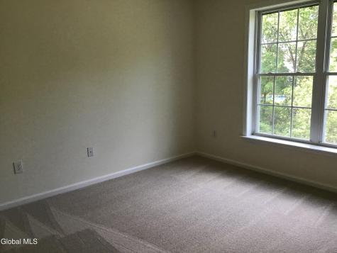 10 Reynolds Court Delmar NY 12054