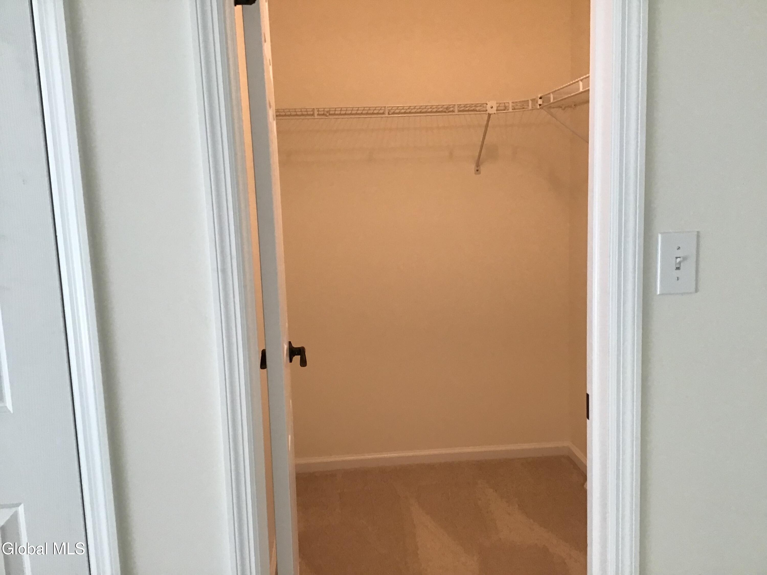 10 Reynolds Court Delmar NY 12054