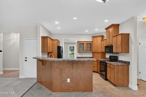 10 Reynolds Court Delmar NY 12054