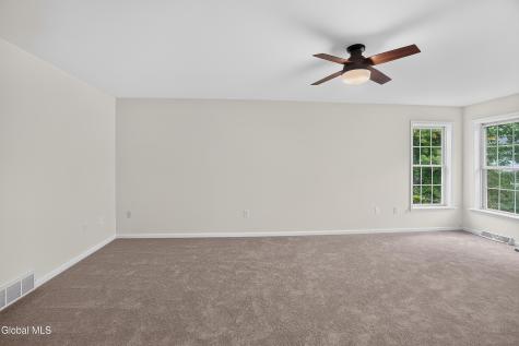 10 Reynolds Court Delmar NY 12054