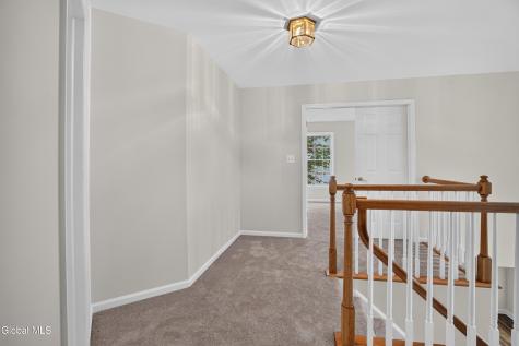 10 Reynolds Court Delmar NY 12054
