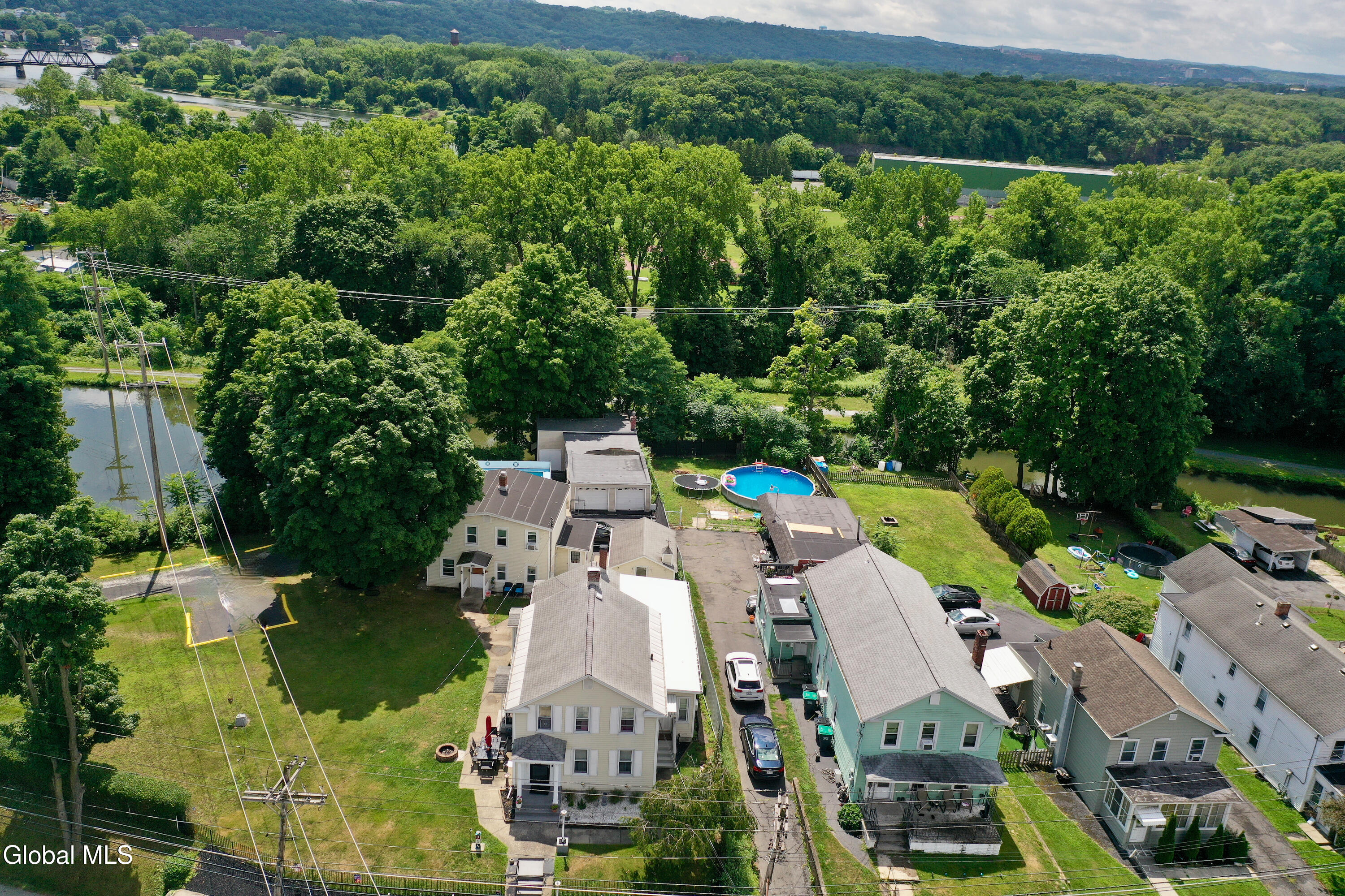 171-173 Saratoga Avenue Waterford NY 12188