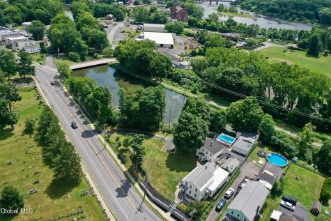 171-173 Saratoga Avenue Waterford NY 12188