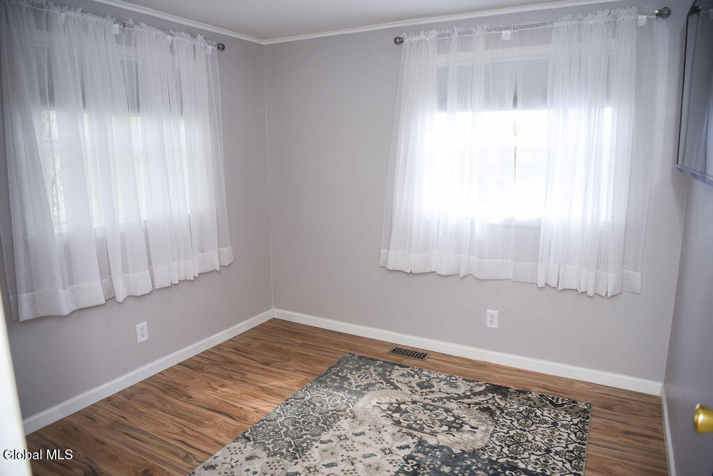 3 Uncas Drive Glenville NY 12302