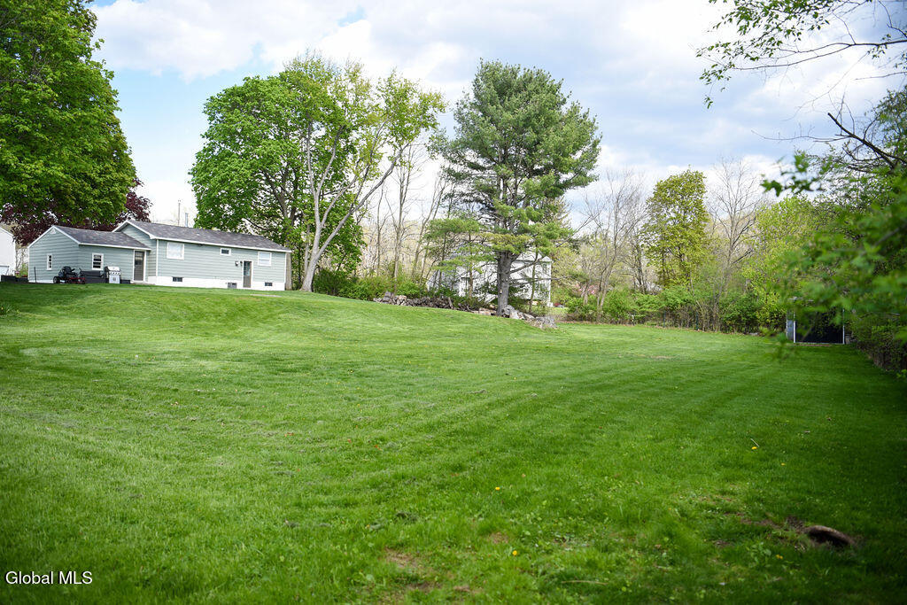 3 Uncas Drive Glenville NY 12302