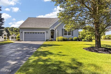 6 Danbury Court Clifton Park NY 12065