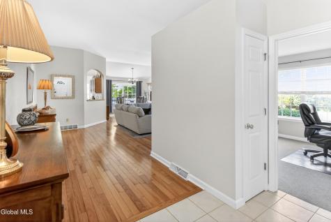 6 Danbury Court Clifton Park NY 12065
