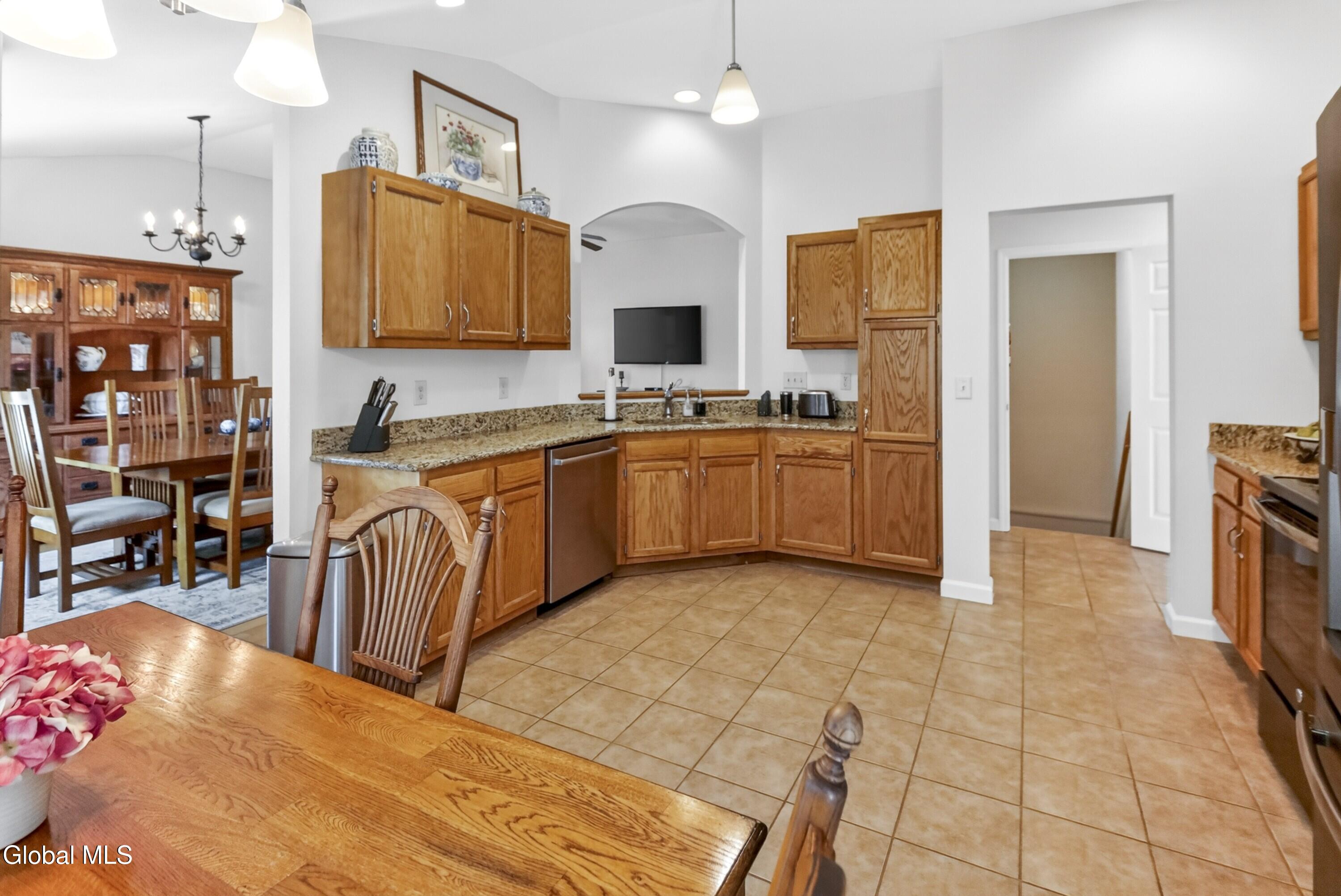 6 Danbury Court Clifton Park NY 12065