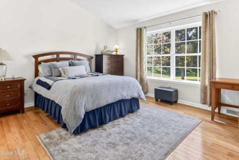 6 Danbury Court Clifton Park NY 12065