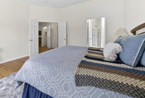 6 Danbury Court Clifton Park NY 12065