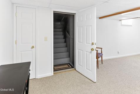 6 Danbury Court Clifton Park NY 12065