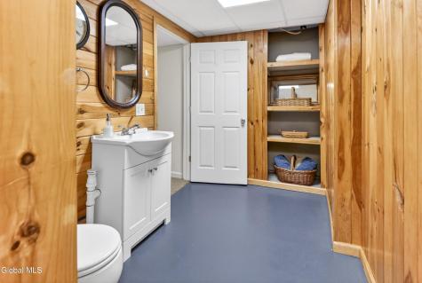 6 Danbury Court Clifton Park NY 12065