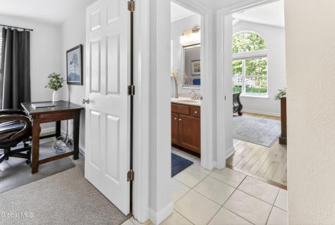 6 Danbury Court Clifton Park NY 12065