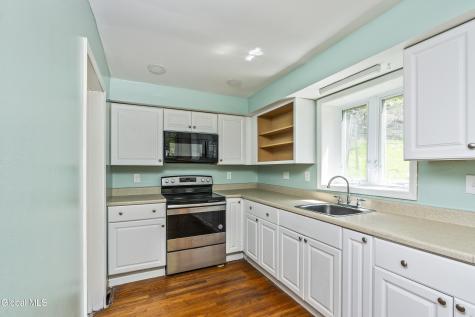 51 Elm Street Troy NY 12180